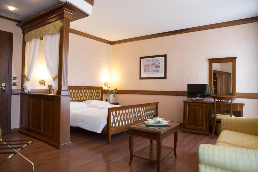 Hotel Villa Venezia Grado Ngoại thất bức ảnh